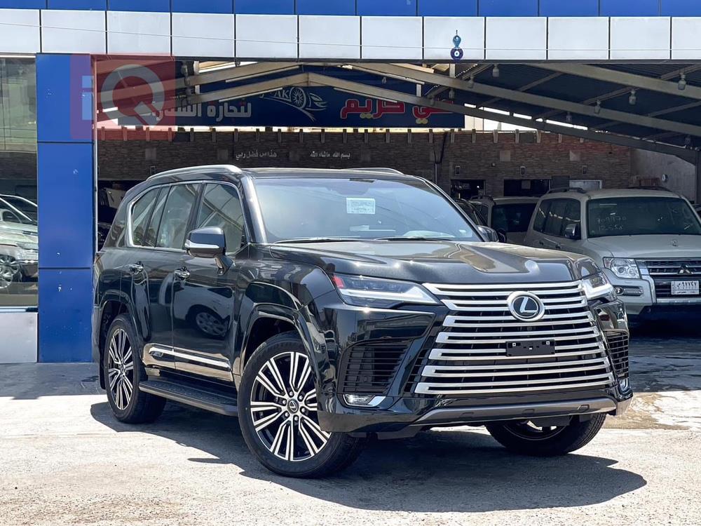 Lexus LX